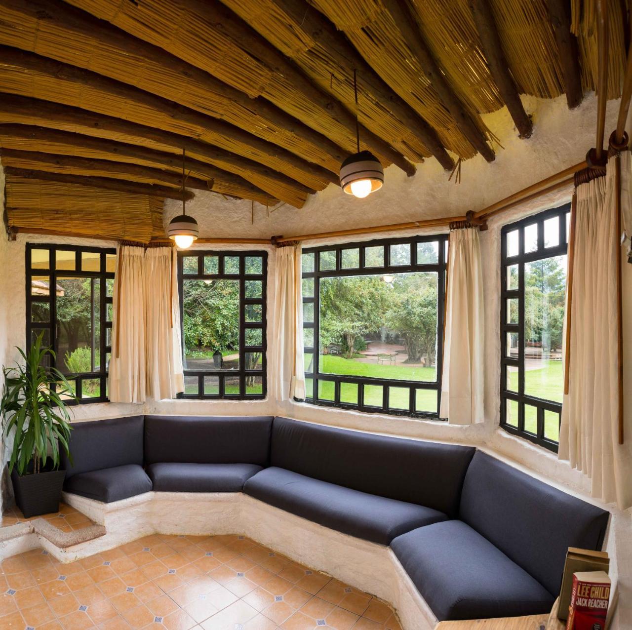Hotel Bosques Del Sol Suites San Cristóbal de Las Casas Екстериор снимка