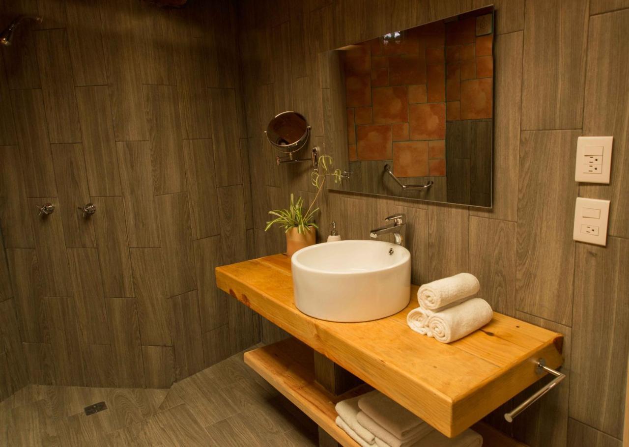 Hotel Bosques Del Sol Suites San Cristóbal de Las Casas Екстериор снимка