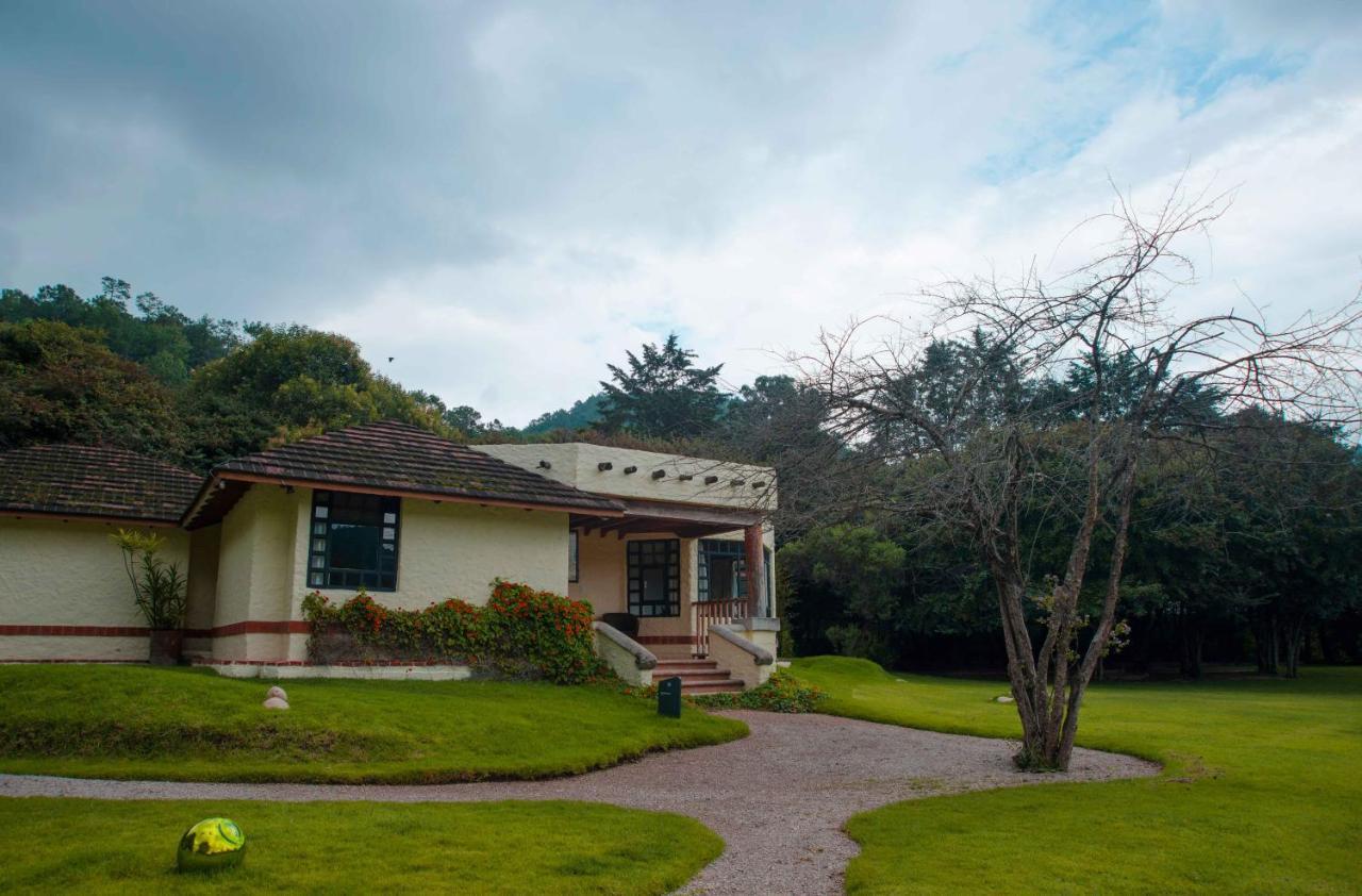 Hotel Bosques Del Sol Suites San Cristóbal de Las Casas Екстериор снимка